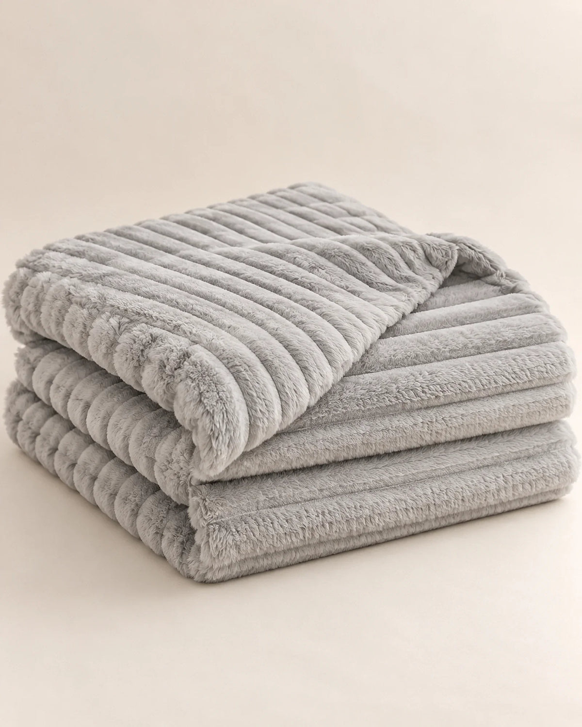 The Cherish Company — ArdoToasty™ Oversized Plush Fleece Blanket in Light Grey