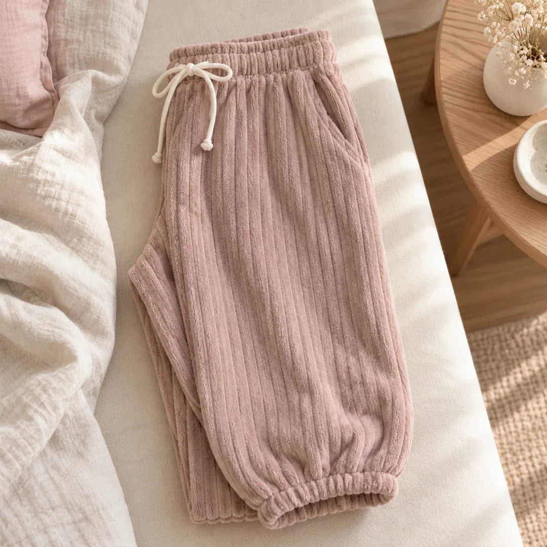 The Cherish Company — Relaxed Fleece Lounge Sweatpants in Pink