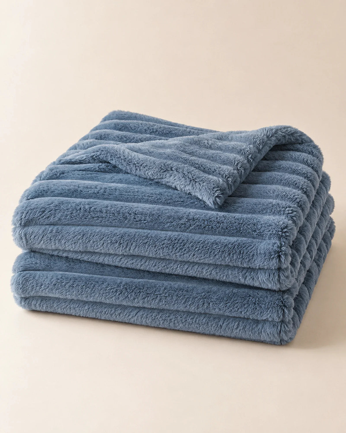 The Cherish Company — ArdoToasty™ Oversized Plush Fleece Blanket in Blue