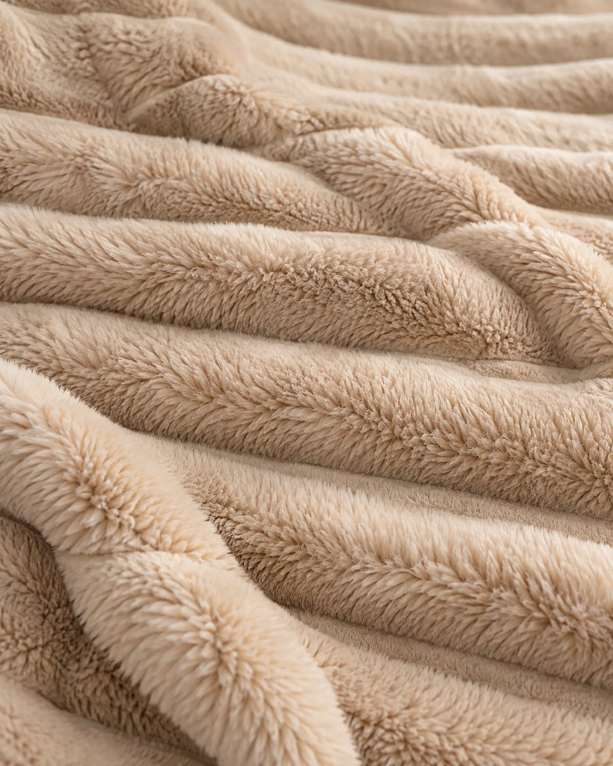 The Cherish Company — ArdoToasty™ Oversized Plush Fleece Blanket in Dune