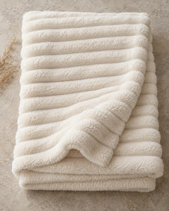 The Cherish Company — ArdoToasty™ Oversized Plush Fleece Blanket in White