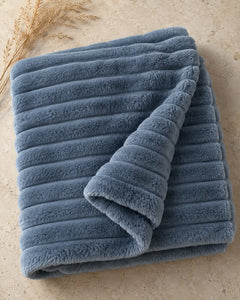 The Cherish Company — ArdoToasty™ Oversized Plush Fleece Blanket in Blue