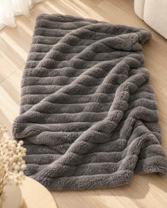 The Cherish Company — ArdoToasty™ Oversized Plush Fleece Blanket in Dark Grey