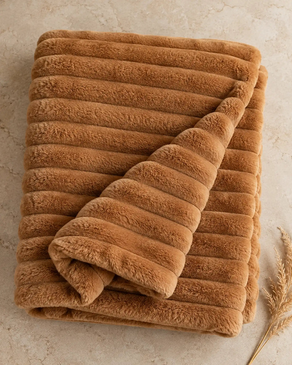 The Cherish Company — ArdoToasty™ Oversized Plush Fleece Blanket in Caramel