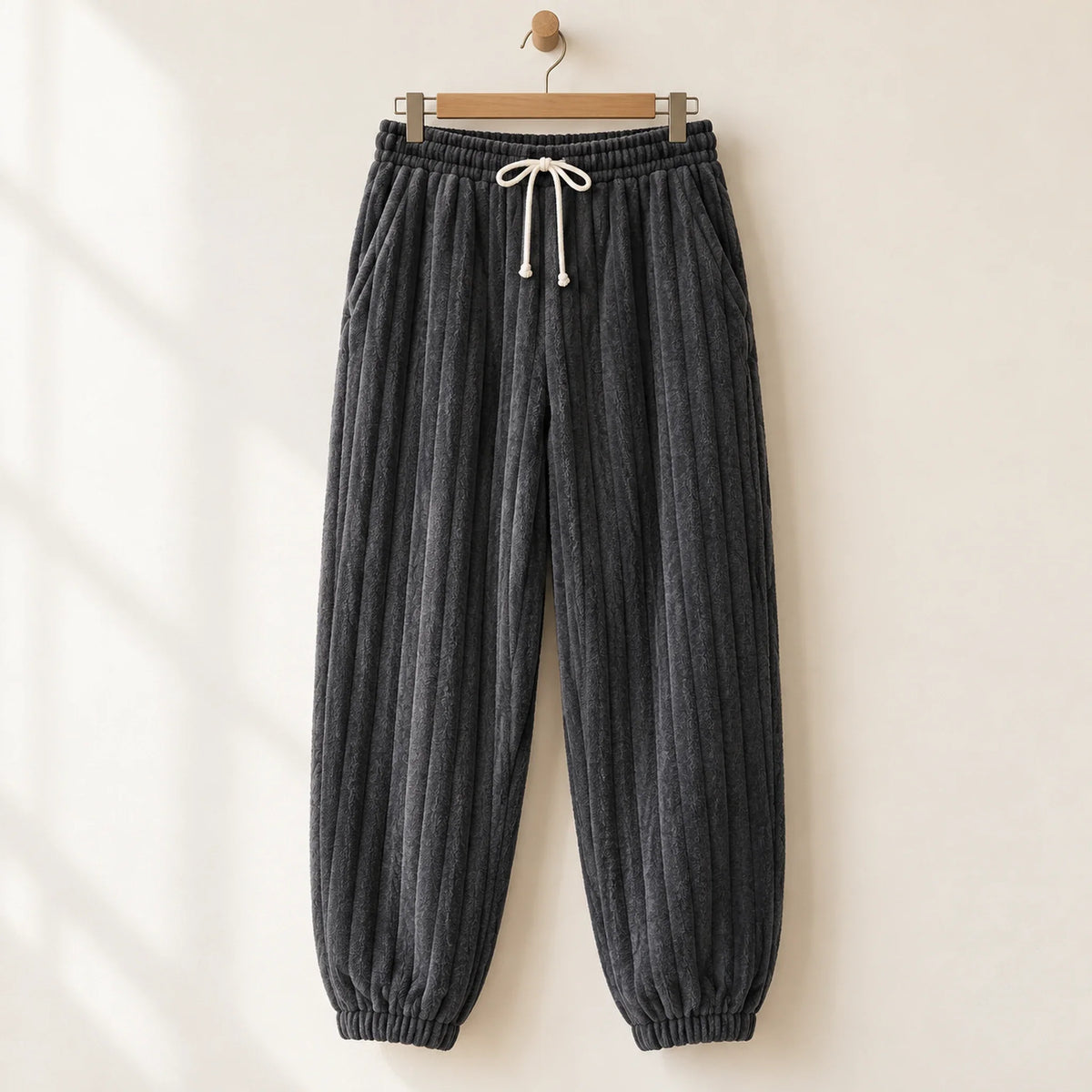 The Cherish Company — Relaxed Fleece Lounge Sweatpants in Dark Grey
